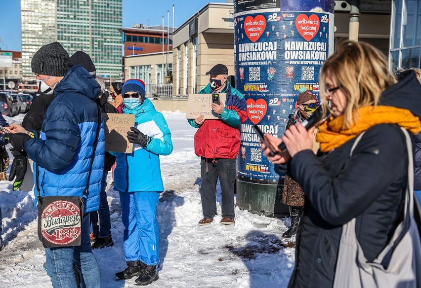 Protest w obronie wolnych mediów w Gdańsku 13.02.2021 r. "Media muszą być niezależne od władzy, od każdej władzy"