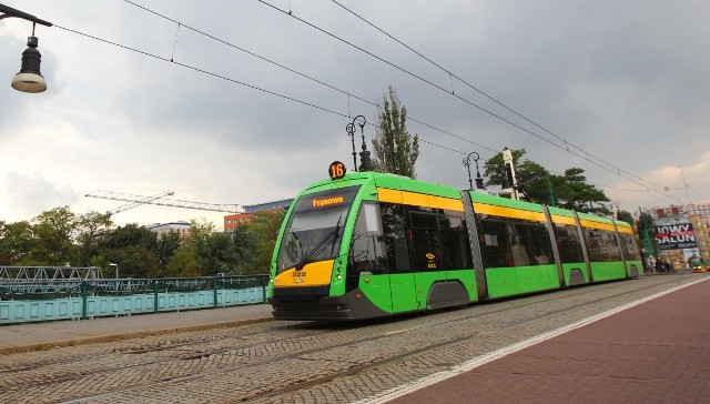 Tramwaj linii 16 został odholowany na pętlę Zawady