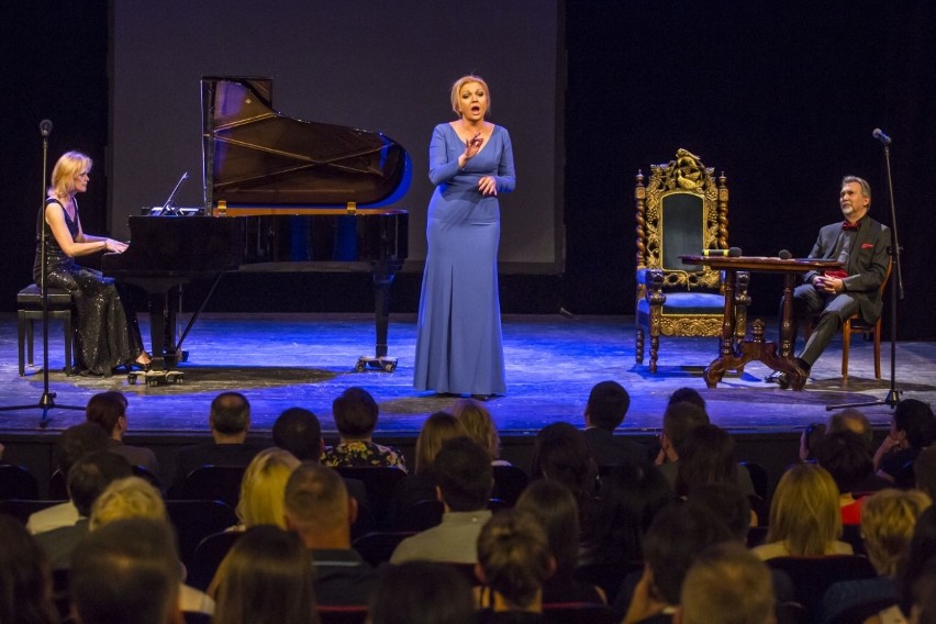 Anna Marchwińska, Małgorzata Walewska i Krzysztof Szaniecki