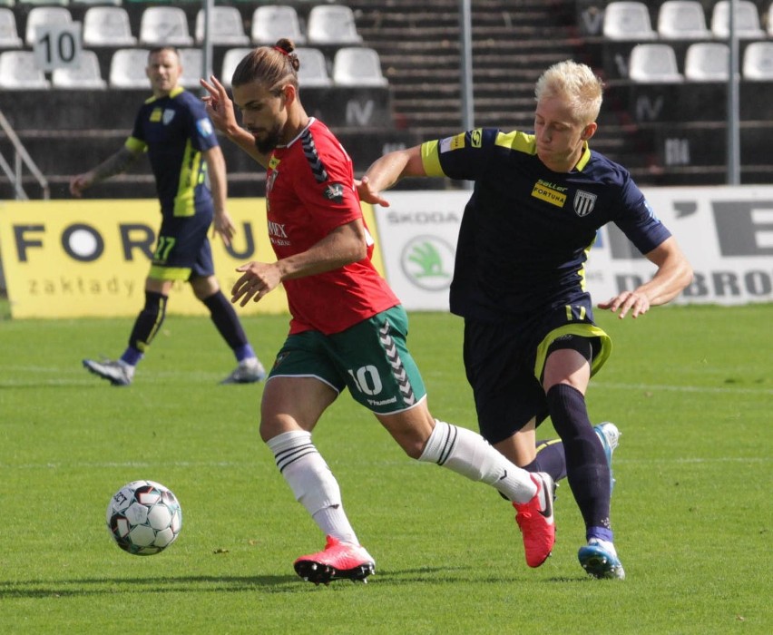 Piłkarze Zagłębia Sosnowiec rozbili Sandecję Nowy Sącz 3:0...