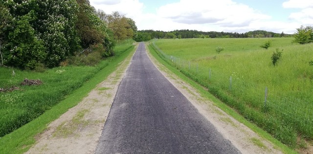 Przygraniczna ścieżka rowerowa łącząca miejscowości Mescherin i Staffelde.