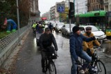 Poznańscy rowerzyści uroczyście powitali nową drogę rowerową na ul. Grunwaldzkiej [ZDJĘCIA]