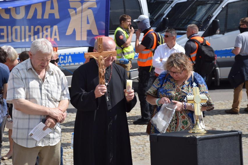 Marsz Równości odbywa się w Częstochowie. W...