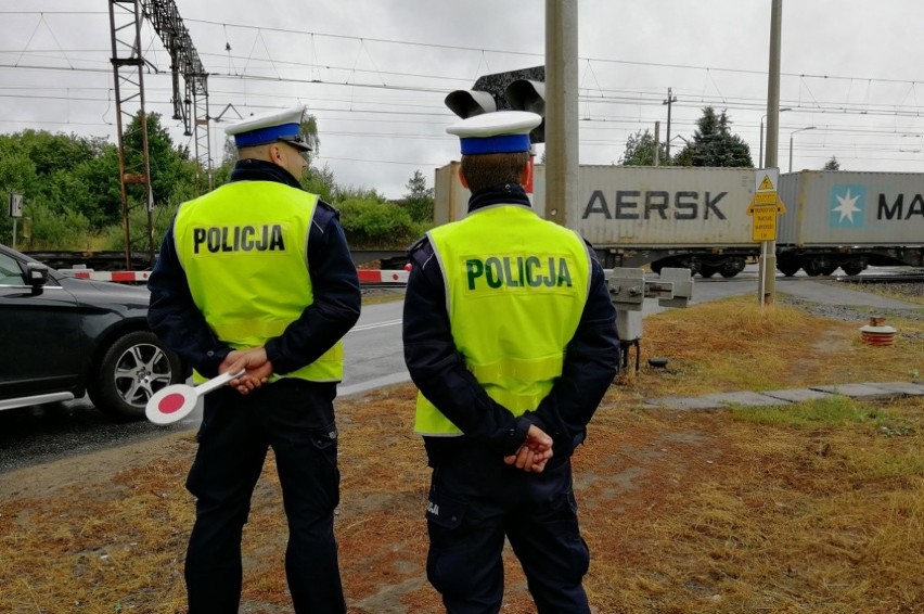 Pociąg to masa kilkuset, czy kilku tysięcy ton. Na...