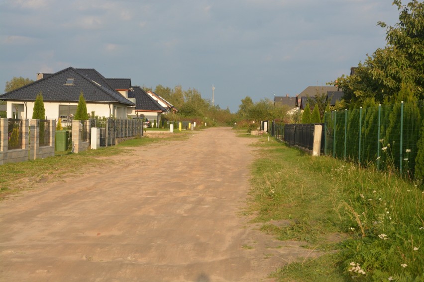 Te ulice Sępólna mieszkańcy wskazują do remontu. Zobacz...