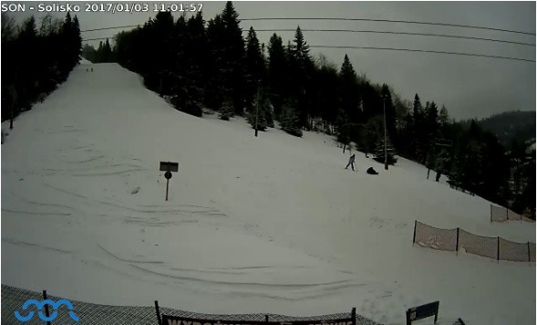 Warunki narciarskie w Beskidach 3.1.2017 Mroźno i dużo śniegu [ZDJĘCIA Z KAMEREK]