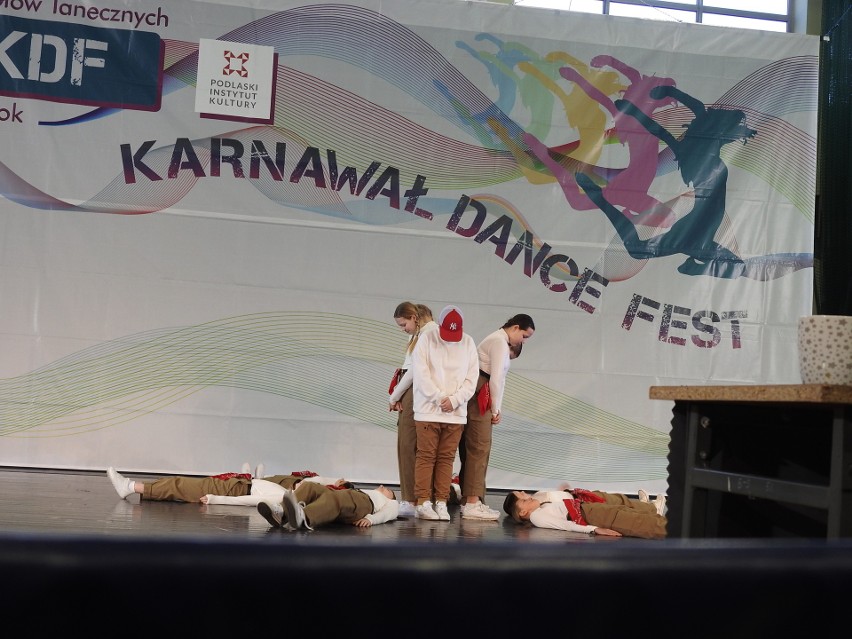 Uczestnicy Karnawału Dance Fest organizowanego przez...