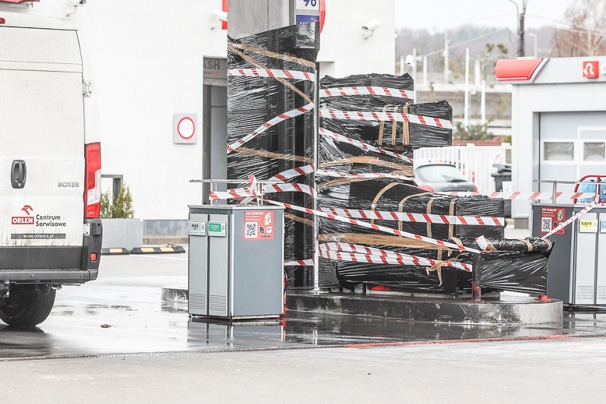 Mężczyzna w Gdańsku podpalił się na stacji 20.03.2021.