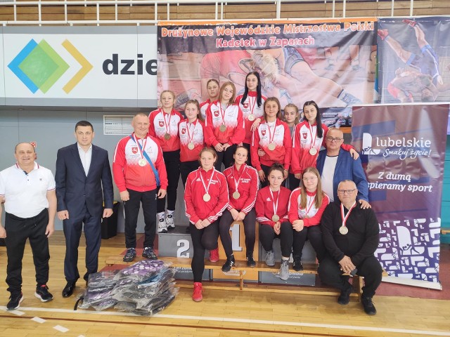 Reprezentacja województwa lubelskiego została drużynowym mistrzem Polski kadetek w zapasach