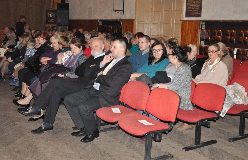Premiera spektaklu "Wizyta starszej pani" w Przasnyszu (zdjęcia)