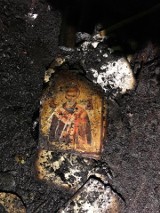 Pożar w skicie w Odrynkach. Spaliła się połowa ikon i księgi liturgiczne [ZDJĘCIA]