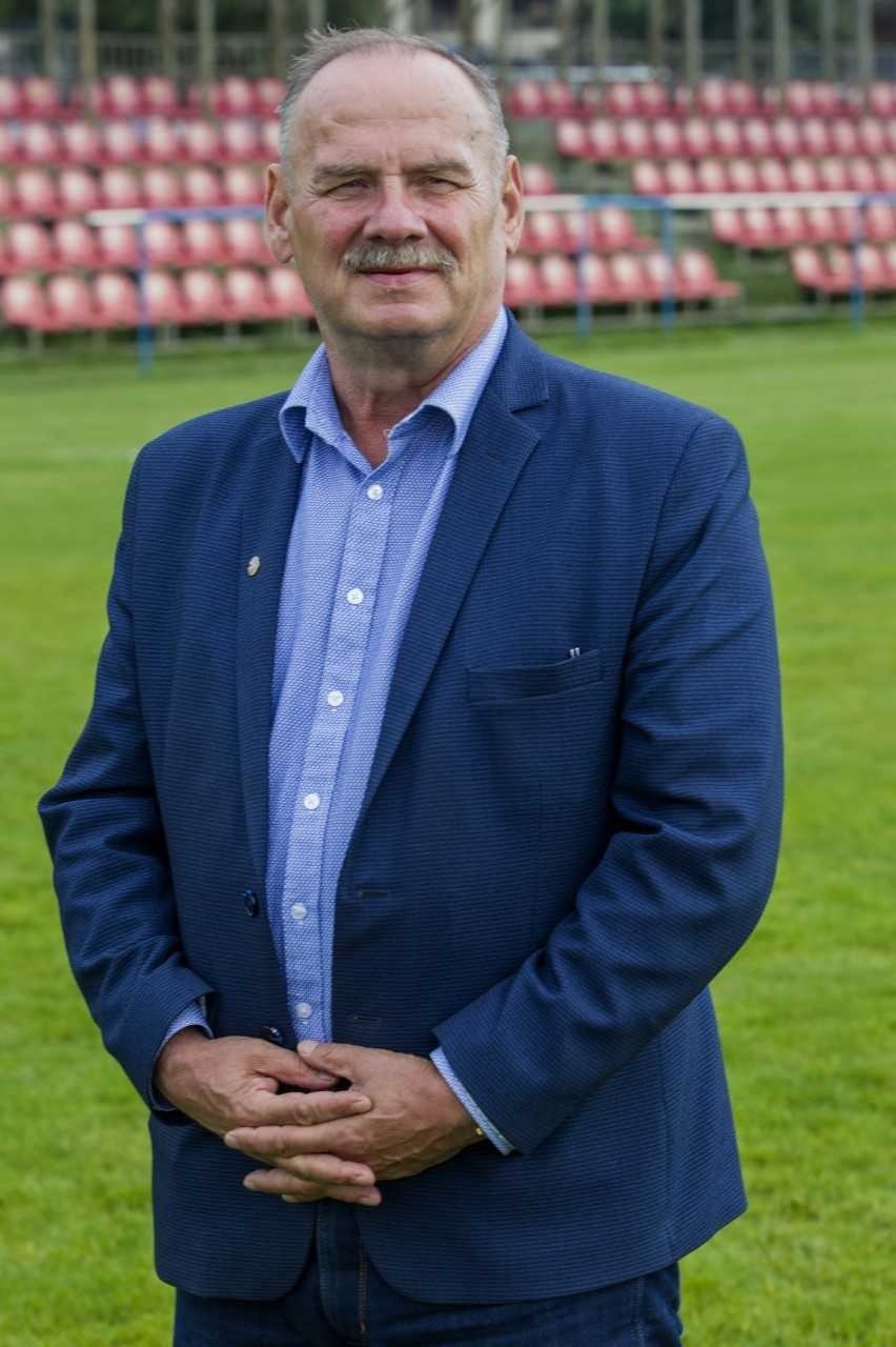 Janusz Matusiak, prezes UKS SMS: Piłka nożna kobiet to już sport masowy