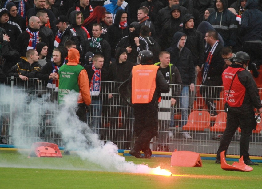 Górnik Zabrze spadł do 1. ligi po remisie 1:1 z Termalicą w...