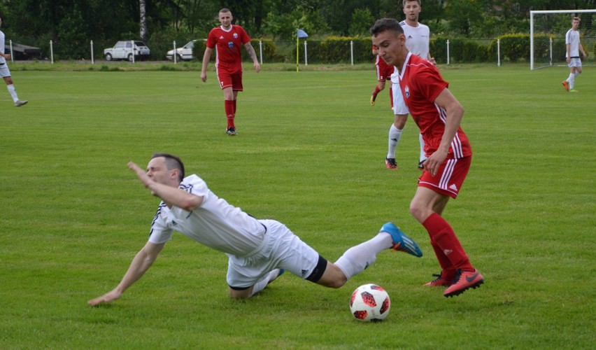 Niwa Nowa Wieś pokonała na własnym boisku Zatorzankę Zator...