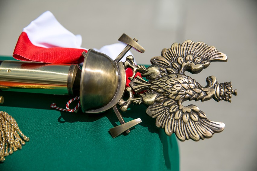 Strażacy z Kraków Airport mają swój sztandar 