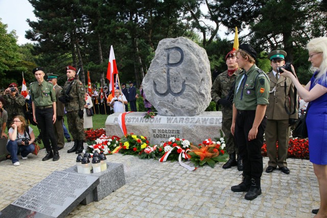 W ubiegłym roku odsłonięto pomnik Powstańców Warszawskich na rogu ulic Wojska Polskiego i Palki