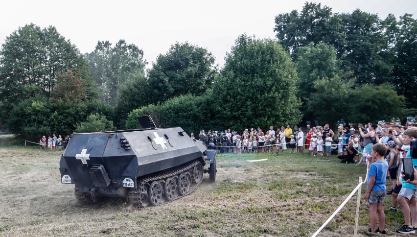 Piknik militarny, parada wozów wojskowych, na pamiątkę Akcji Burza w Bratkowicach koło Rzeszowa [ZDJĘCIA]