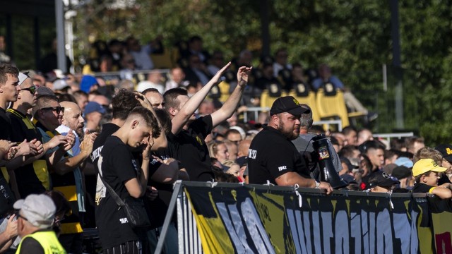 Wieczysta Kraków - Piast Gliwice. Kibice na meczu