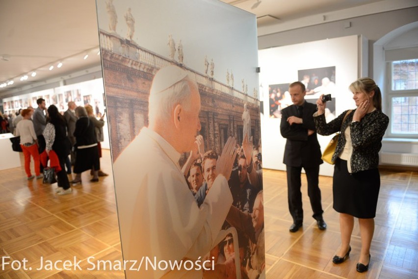 Otwarcie wystawy „Torunianie u Ojca św. Jana Pawła II” [zdjęcia]