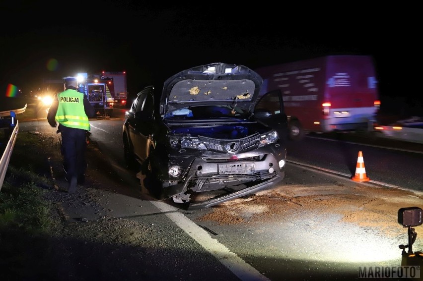 Wypadek na obwodnicy Opola. Ranny kierowca seata