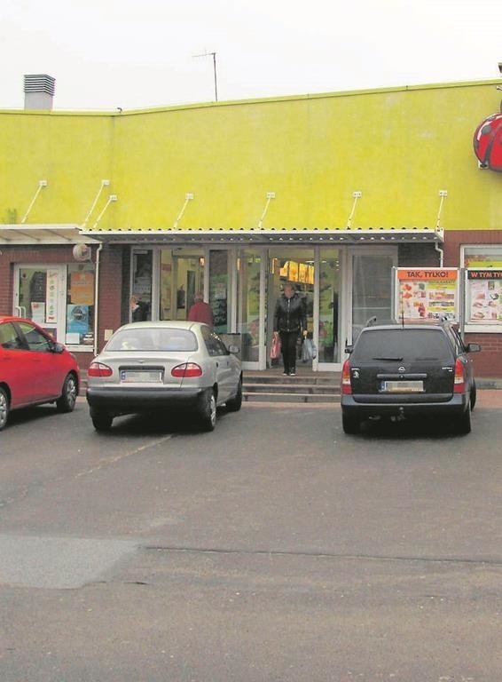 23-latek wszedł do marketu na osiedlu Ruda Bugaj w...