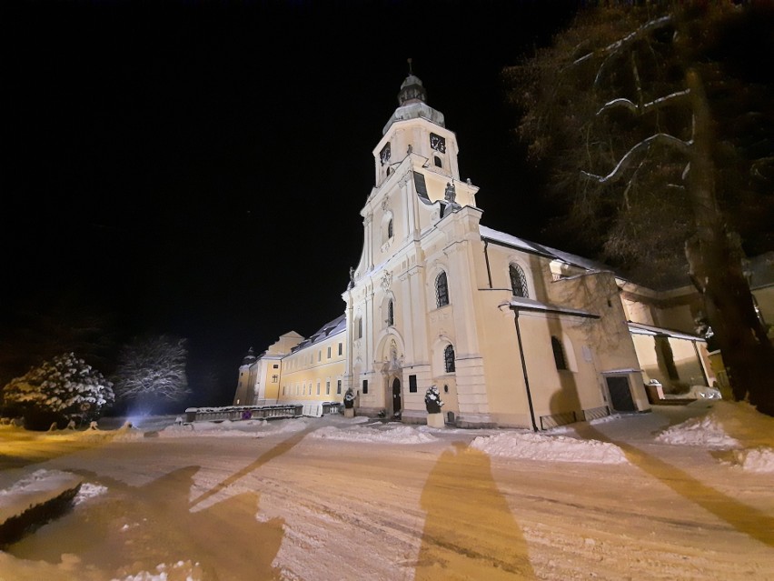 Stare Opactwo w Rudach piękne o każdej porze roku. Znów...