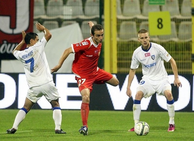 Levon Hajrapetian jest reprezentantem Armenii.