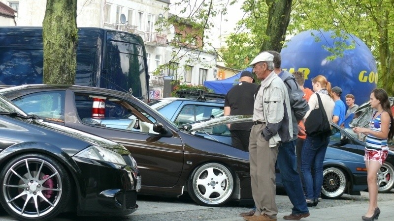 III Moto Show w Bełchatowie. Oglądali samochody z całej Polski [ZDJĘCIA]