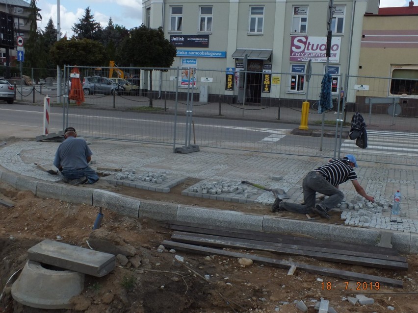 Trwają prace przy budowie centrum przesiadkowego w Łapach