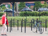 PKP stawia przy dworcach tysiące stojaków dla rowerów. Co z Toruniem? 