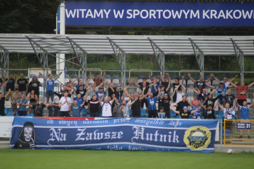 Publiczność na meczu Hutnik Kraków - Olimpia Grudziądz