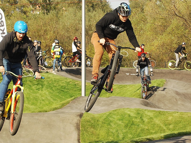 Otworzyli pumptrack w Nowym Sączu [ZDJĘCIA, WIDEO]