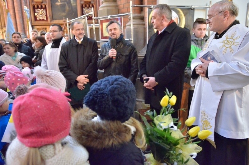 Archikatedra białostocka. Apel pamięci o św. Janie Pawle II (zdjęcia)