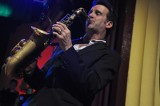 Słynny saksofonista Eric Marienthal zagrał na Jazzobraniu z młodymi muzykami z Olesna [zdjęcia]