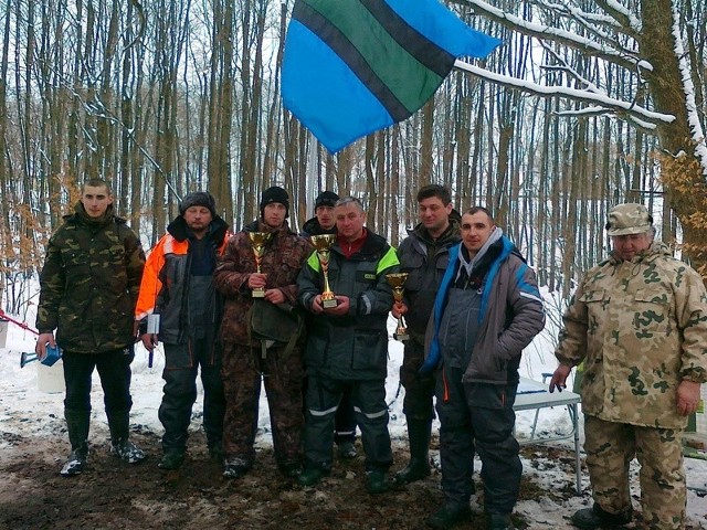 Podlodowe zawody wędkarskie w Dolsku