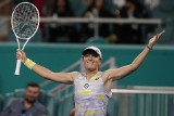 Tenis. Iga Świątek idzie jak burza. W Miami efektownie pokonała w III rundzie Madison Brengle