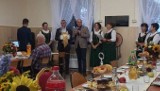 Gmina Solec nad Wisłą. Wyjątkowy Dzień Seniora w Woli Pawłowskiej. Było miłe spotkanie i program artystyczny