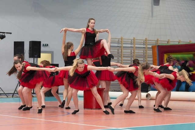 Efektowny występ grupy dziewcząt starszych z Kieleckiego Teatru Tańca bardzo się podobał.