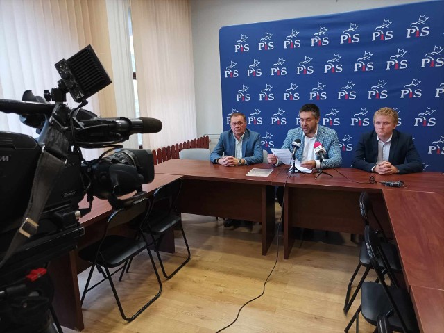 Politycy PiS i przedstawiciele Solidarności pytają o stosunek Rafała Trzaskowskiego do spraw bydgoskich
