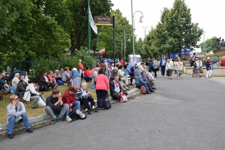 Pielgrzymka Rodziny Radia Maryja na Jasną Górę jest jedną z...