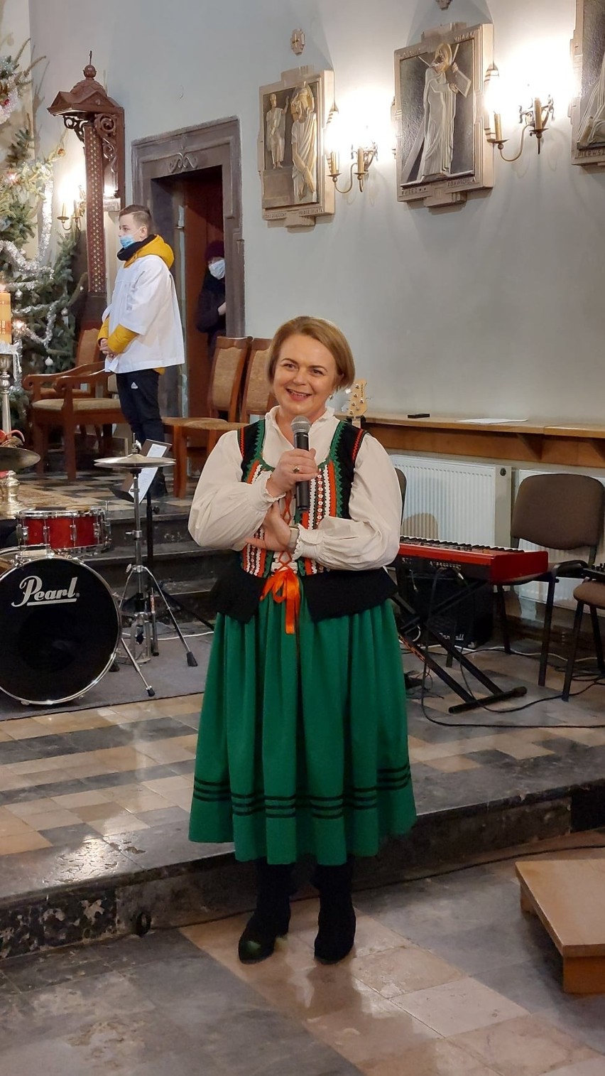 Wspaniały Koncert Kolęd w Śladkowie Dużym, w gminie Chmielnik (ZDJĘCIA)