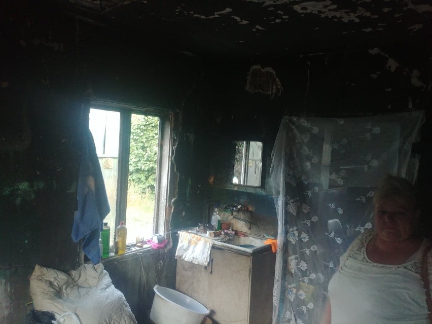 Stracili dom w pożarze. Rodzina z Dąbrowicy potrzebuje pomocy 