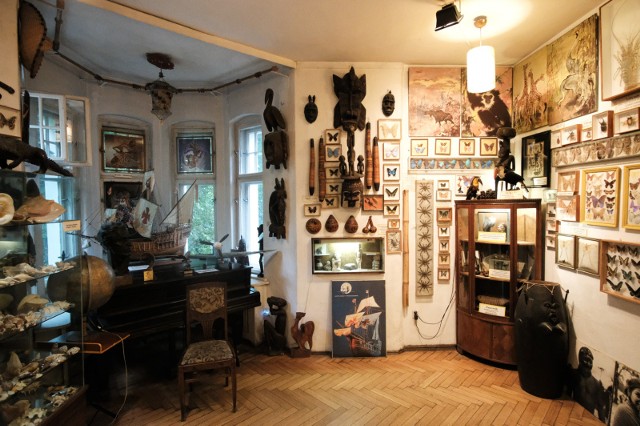 Muzeum-Pracownia Literacka Arkadego Fiedlera w Puszczykowie koło Poznania istnieje od 1974 r.