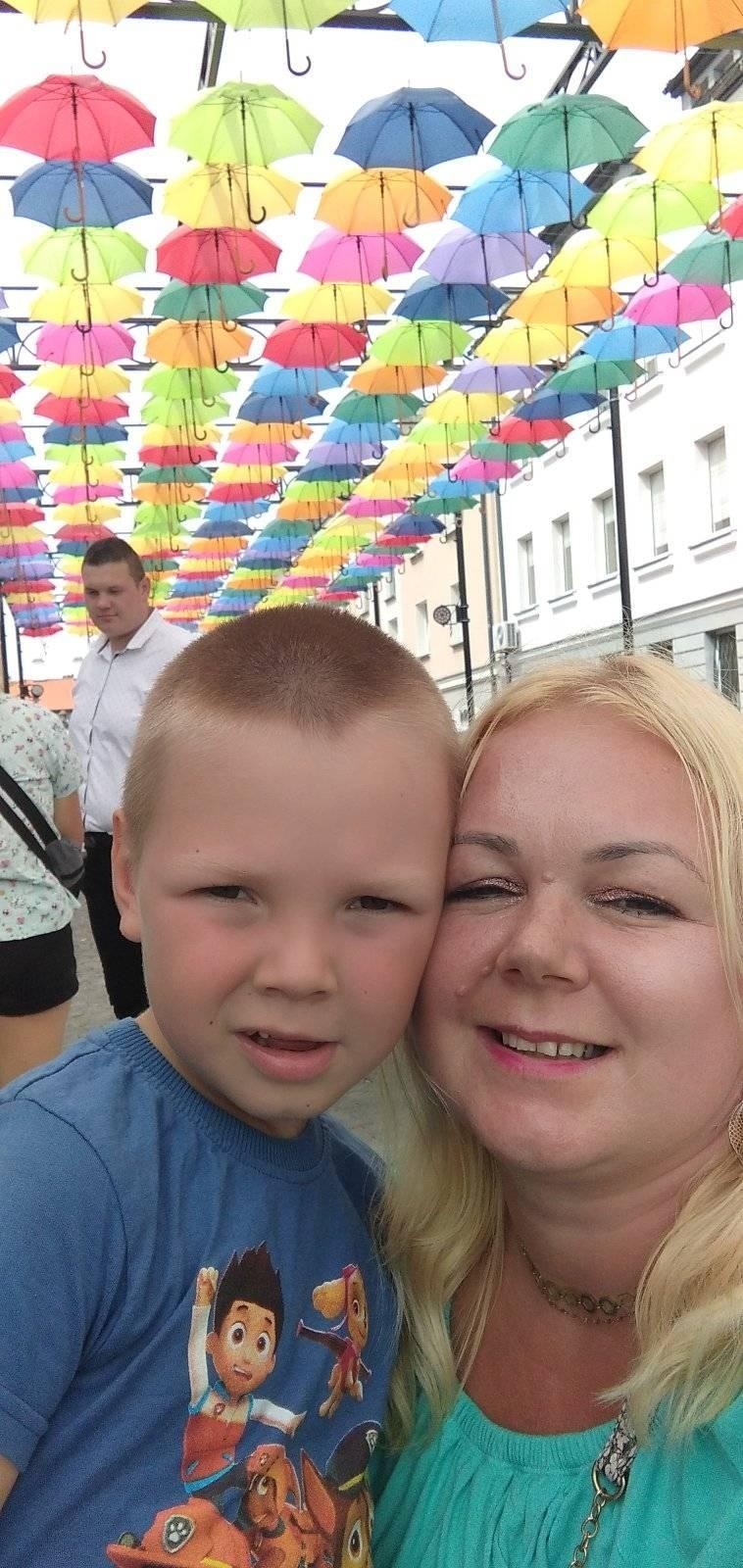 Parasolki zniknęły z Kilińskiego w Białymstoku. Mieszkańcy i turyści robili sobie selfie przez kilka miesięcy (zdjęcia) 