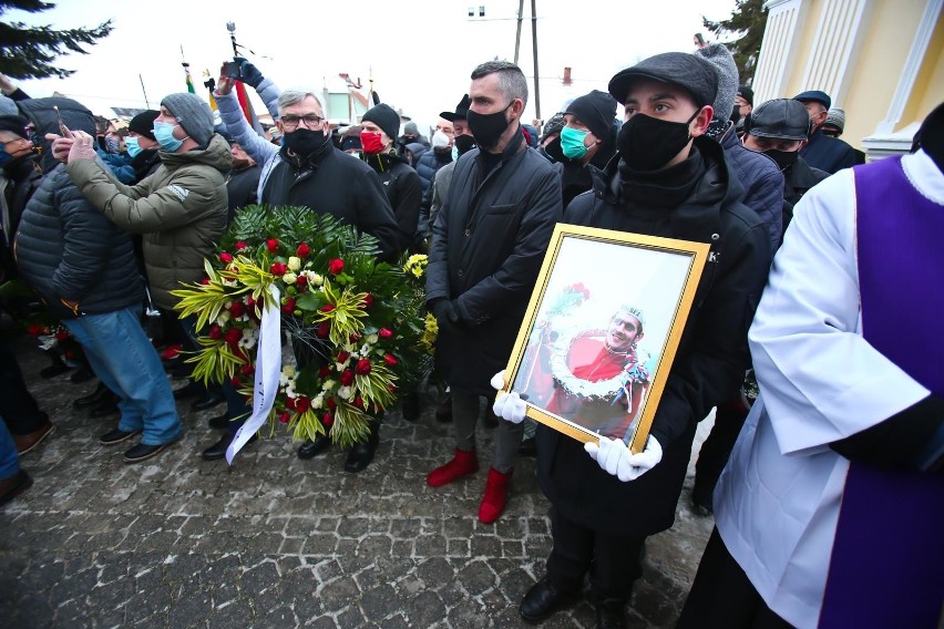 Pogrzeb Ryszarda Szurkowskiego w Wierzchowicach 13.02.2021