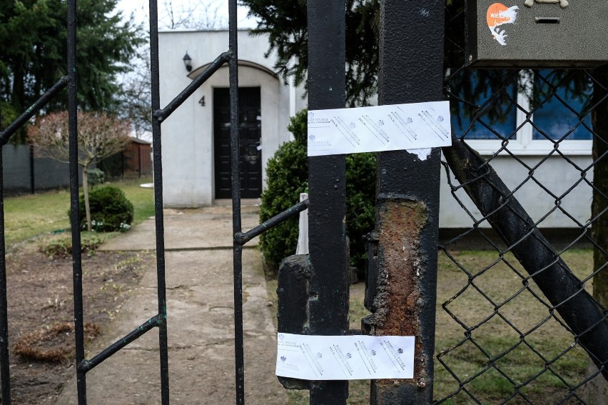 Do zbrodni na terenie jednej z posesji w Złotnikach doszło w...