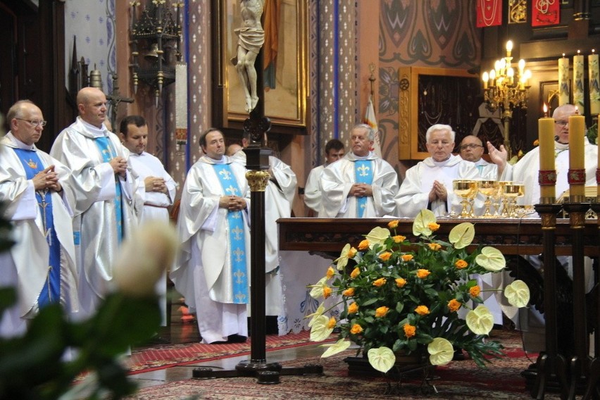 Pielgrzymka kobiet z diecezji sosnowieckiej do sanktuarium...