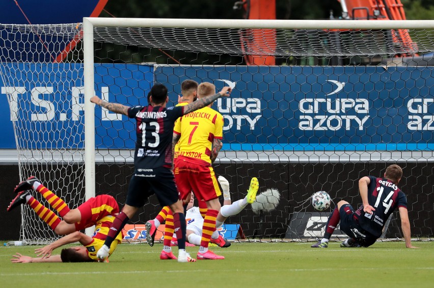 Pogoń Szczecin - Jagiellonia Białystok 2:2. Portowców minuty dzieliły od zwycięstwa