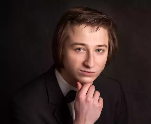 W sobotę 13 marca w Szafarniu wystąpi młody, utalentowany pianista Amadeusz Maksymiuk