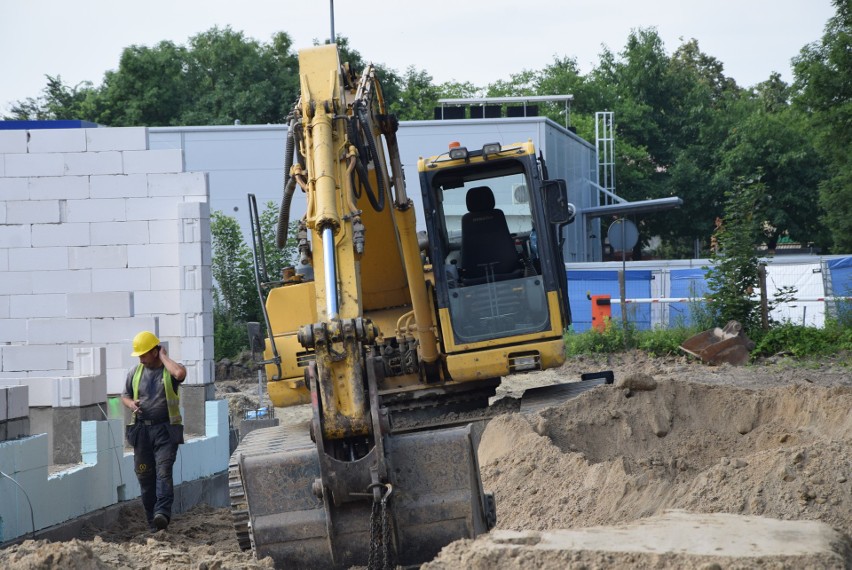 W Sieradzu budują Leroy Merlin o powierzchni 8.600 mkw (ZDJĘCJA)